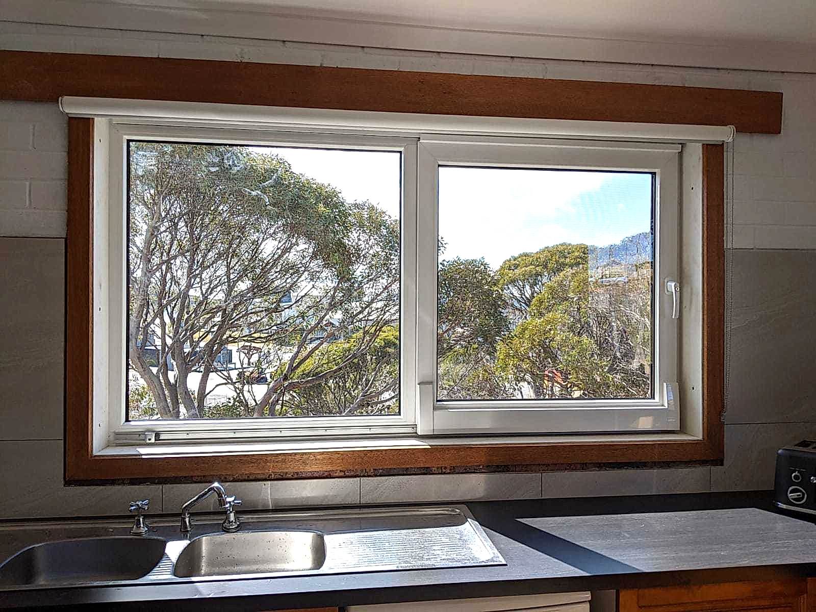 Tilt&Slide window _2